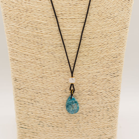 Howlite Teardrop Necklace – Natural Gemstone Pendant