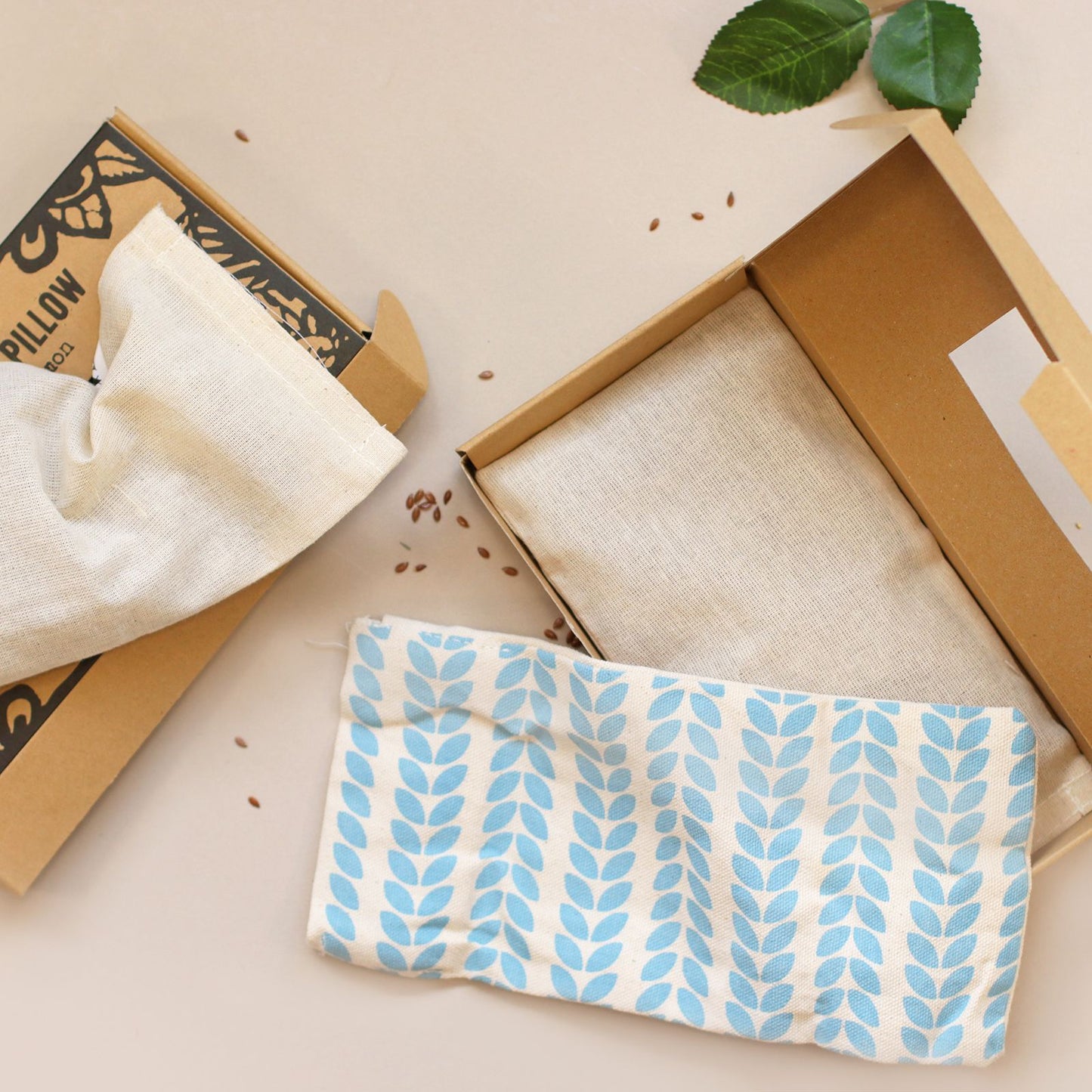 Calm & Destressed Aromatherapy Eye Pillow – Chamomile & Cornmint