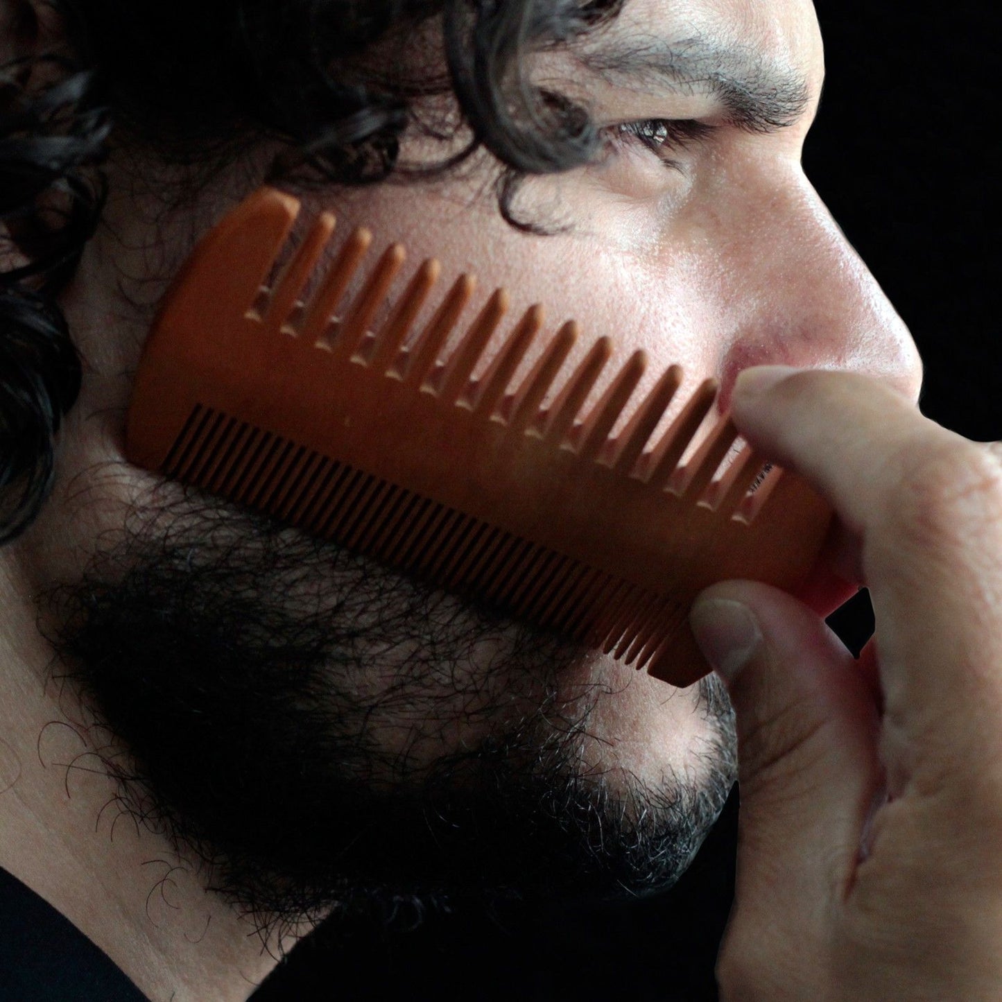 The Ultimate Beard Kit – 3 Premium Beard Oils, Bamboo Beard Brush & Dual-Sided Beard Comb